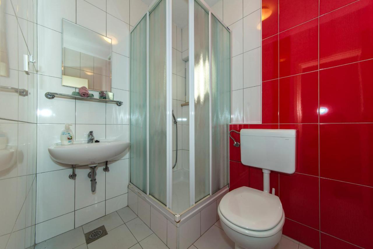 Apartment Villa Besker Makarska Extérieur photo