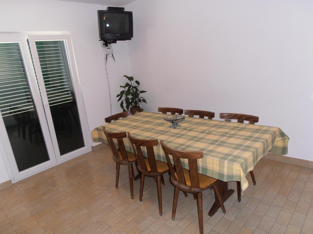 Apartment Villa Besker Makarska Extérieur photo